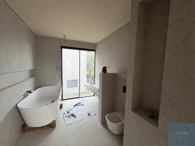 Moradia T3 para Venda em Alcabideche Foto 28