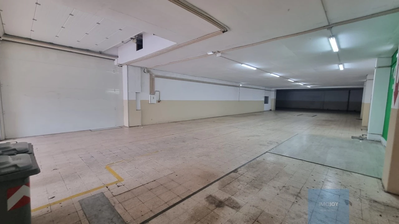 Armazém para Arrendamento em Moscavide e Portela Foto 3