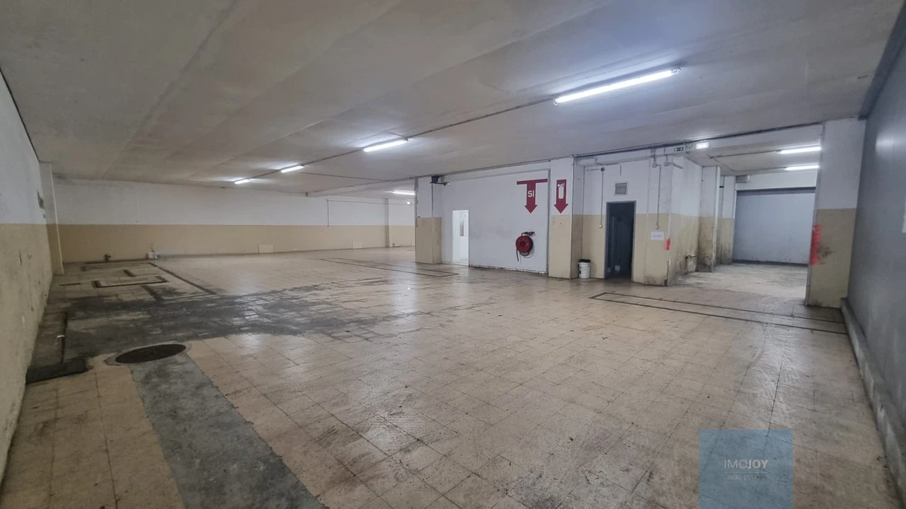 Armazém para Arrendamento em Moscavide e Portela Foto 8