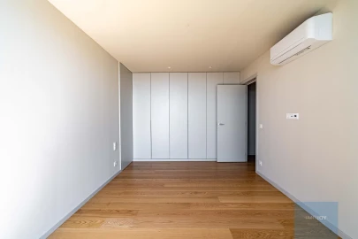 Apartamento T3 para Venda em Santa Marinha e São Pedro da Afurada