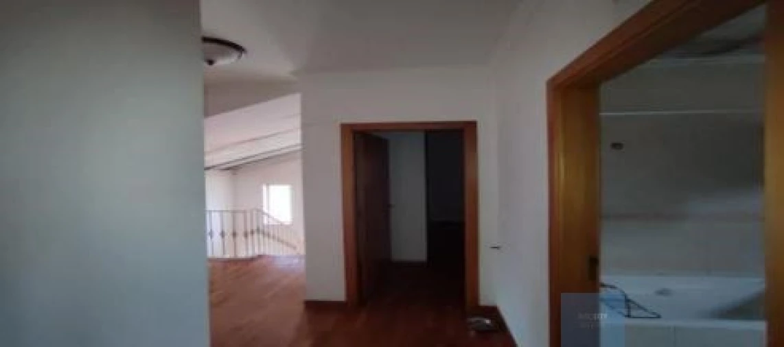 Moradia T3 para Venda em Seiça Foto 5