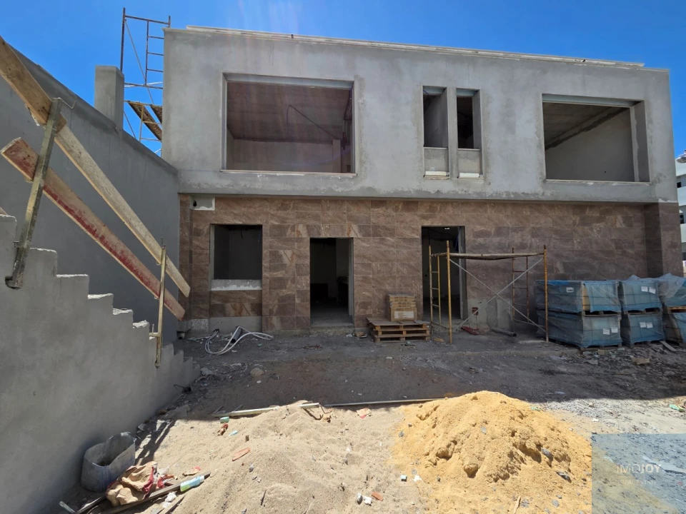 Moradia T4 para Venda em São Domingos de Rana Foto 38