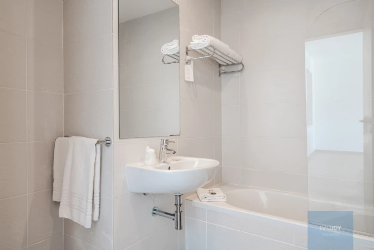 Apartamento T1 para Venda em Mexilhoeira Grande Foto 30