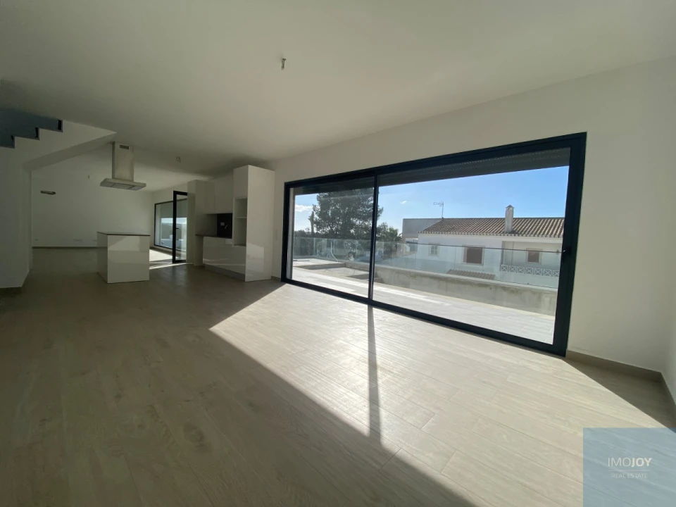 Moradia T4 para Venda em Aljezur Foto 7