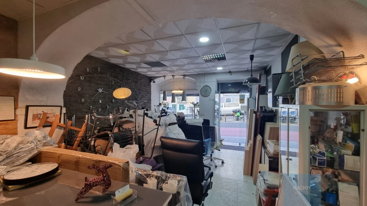 Loja para Venda em Arroios Foto 1