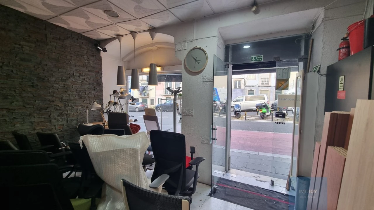 Loja para Venda em Arroios Foto 2