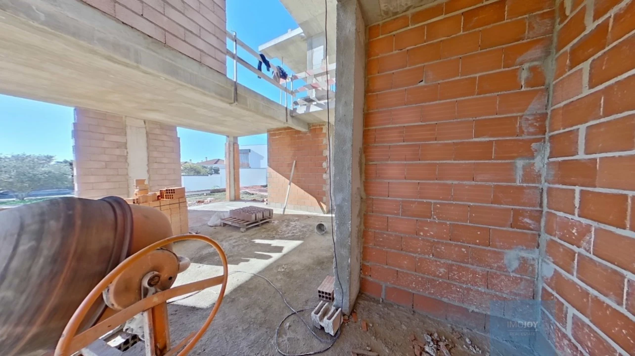 Moradia T4 para Venda em São Domingos de Rana Foto 41