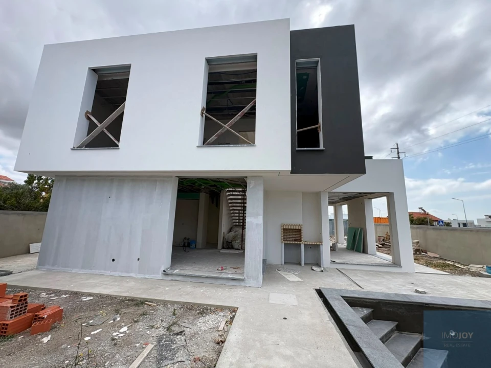 Moradia T4 para Venda em São Domingos de Rana Foto 29