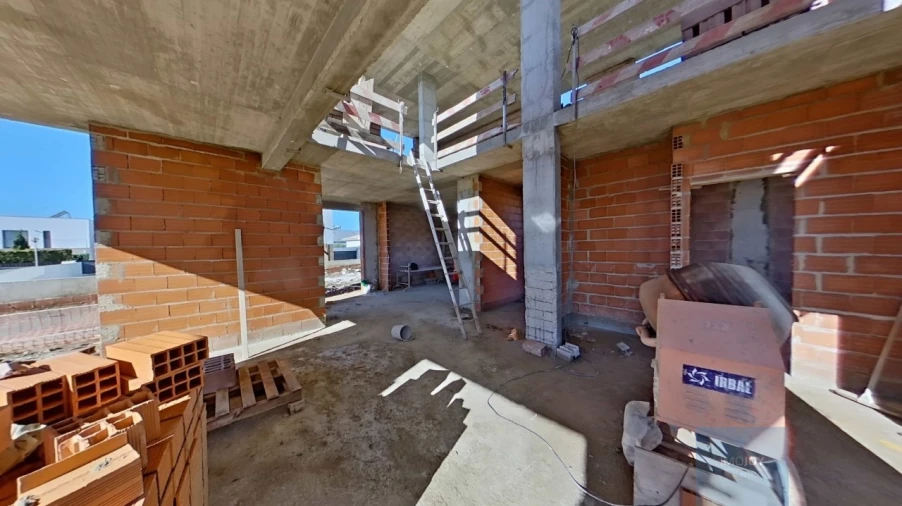 Moradia T4 para Venda em São Domingos de Rana Foto 31