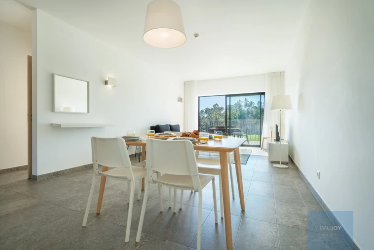 Apartamento T1 para Venda em Mexilhoeira Grande Foto 1