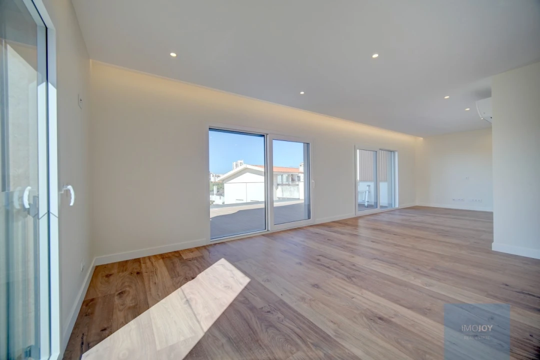 Apartamento T2 para Venda em Cascais e Estoril Foto 3