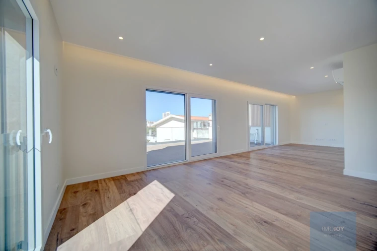 Apartamento T2 para Venda em Cascais e Estoril Foto 3