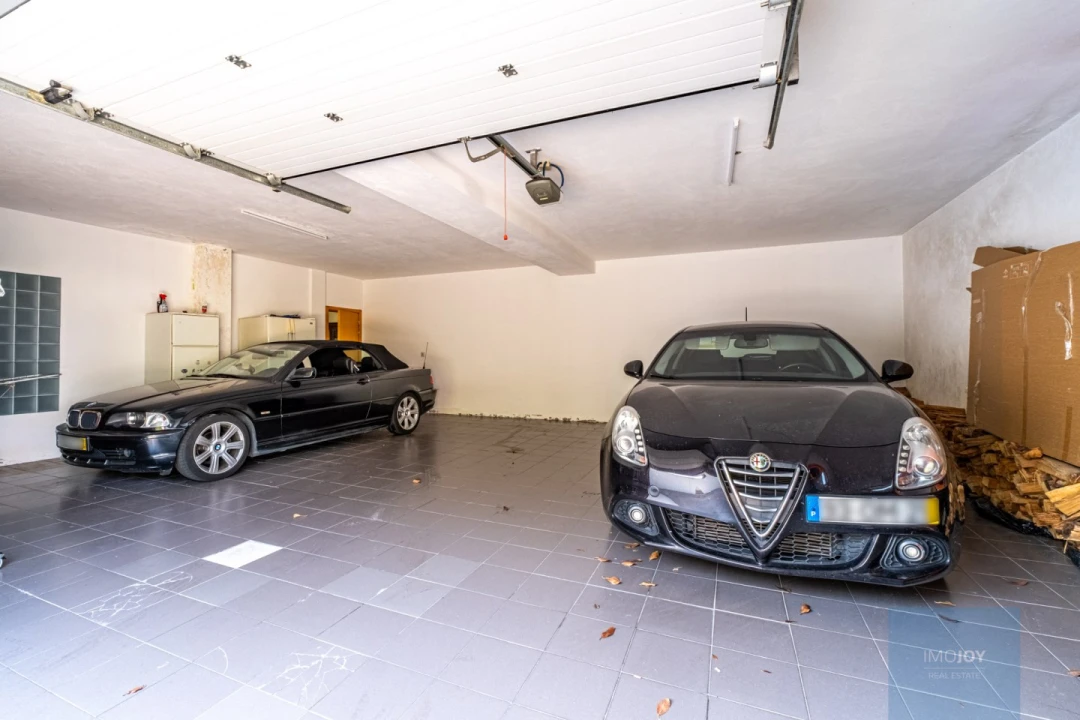 Moradia T5 para Venda em Cete Foto 43