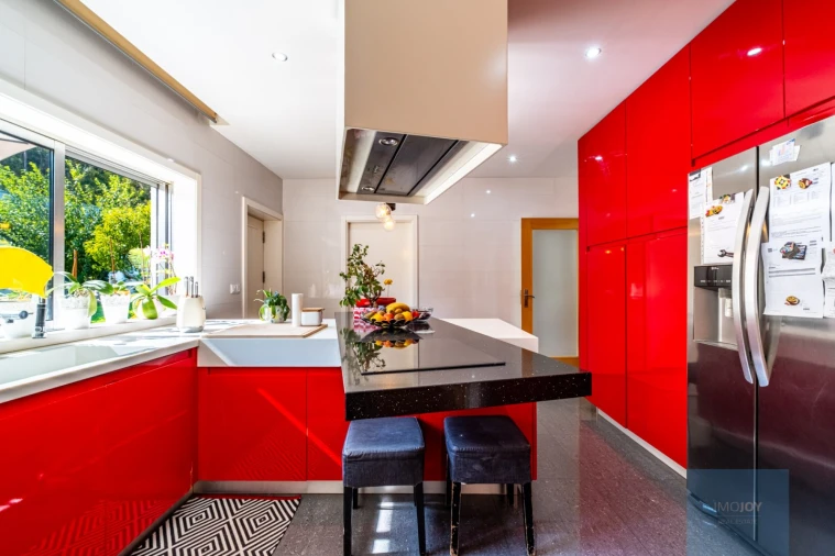 Moradia T5 para Venda em Cete Foto 11