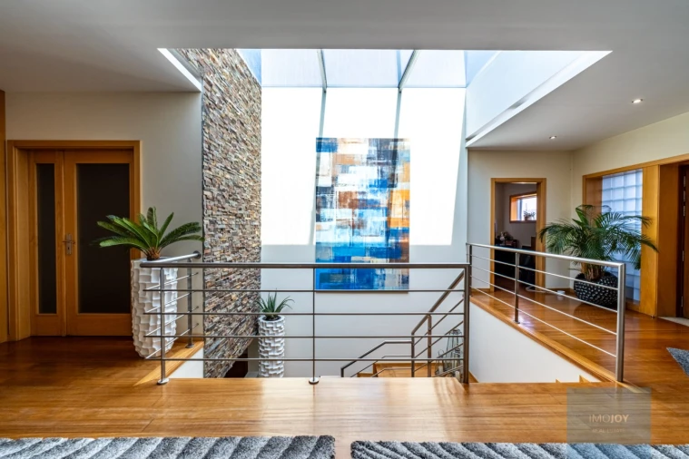 Moradia T5 para Venda em Cete Foto 18