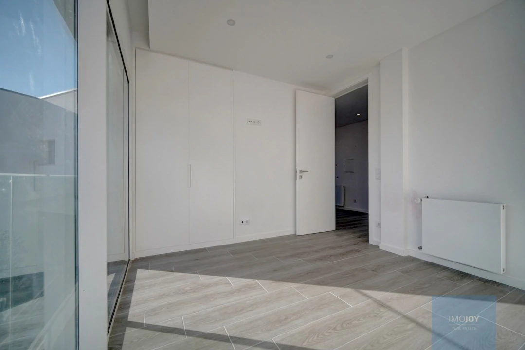 Moradia T4 para Venda em Alcabideche Foto 20