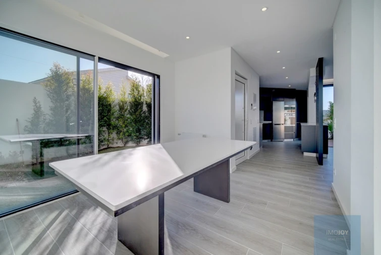 Moradia T4 para Venda em Alcabideche Foto 7