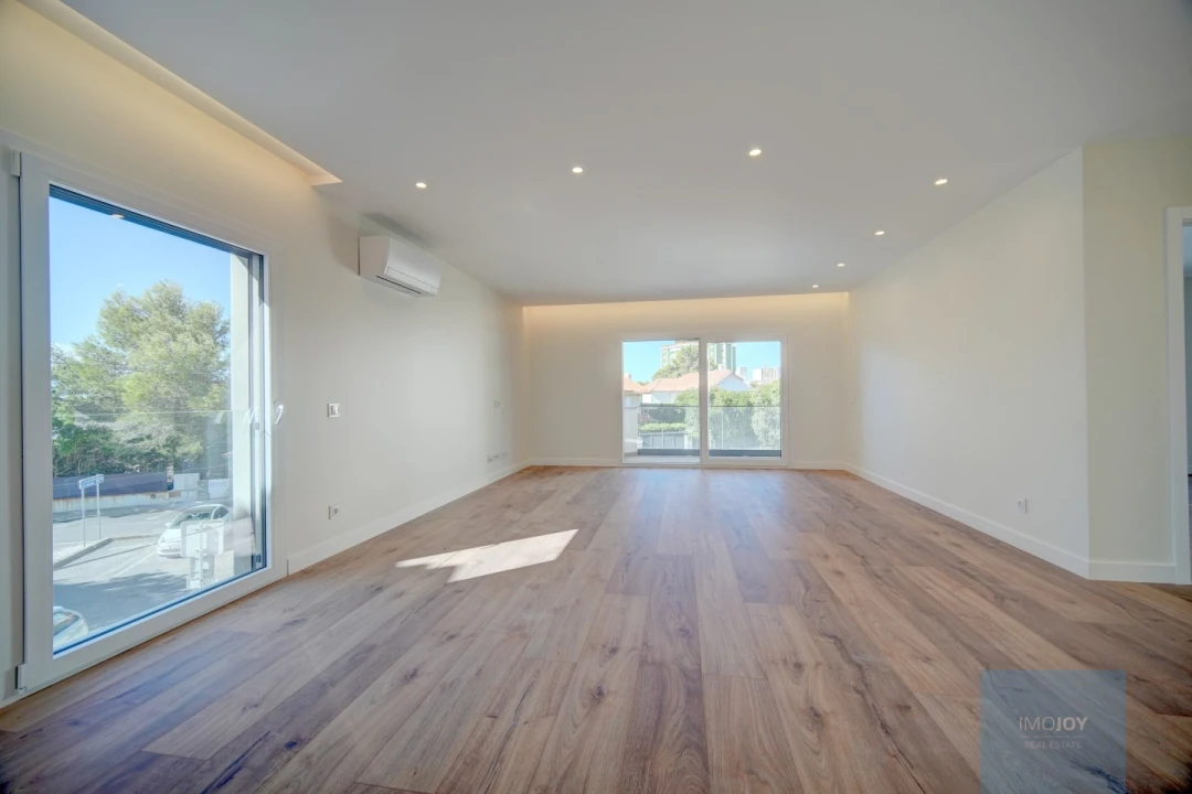 Apartamento T3 para Venda em Cascais e Estoril Foto 1