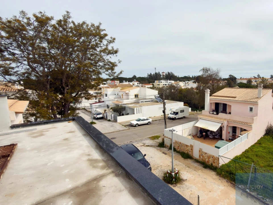 Moradia T3 para Venda em Alvor Foto 7