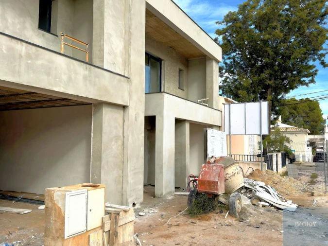 Moradia T3 para Venda em Alvor Foto 61