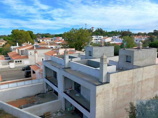 Moradia T3 para Venda em Alvor Foto 80