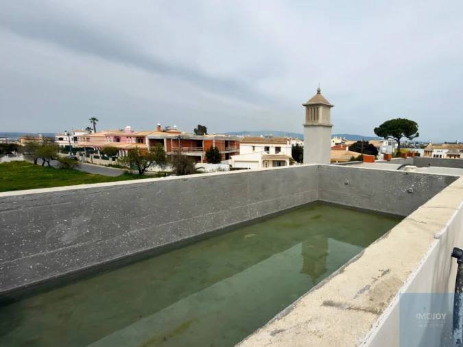 Moradia T3 para Venda em Alvor Foto 3