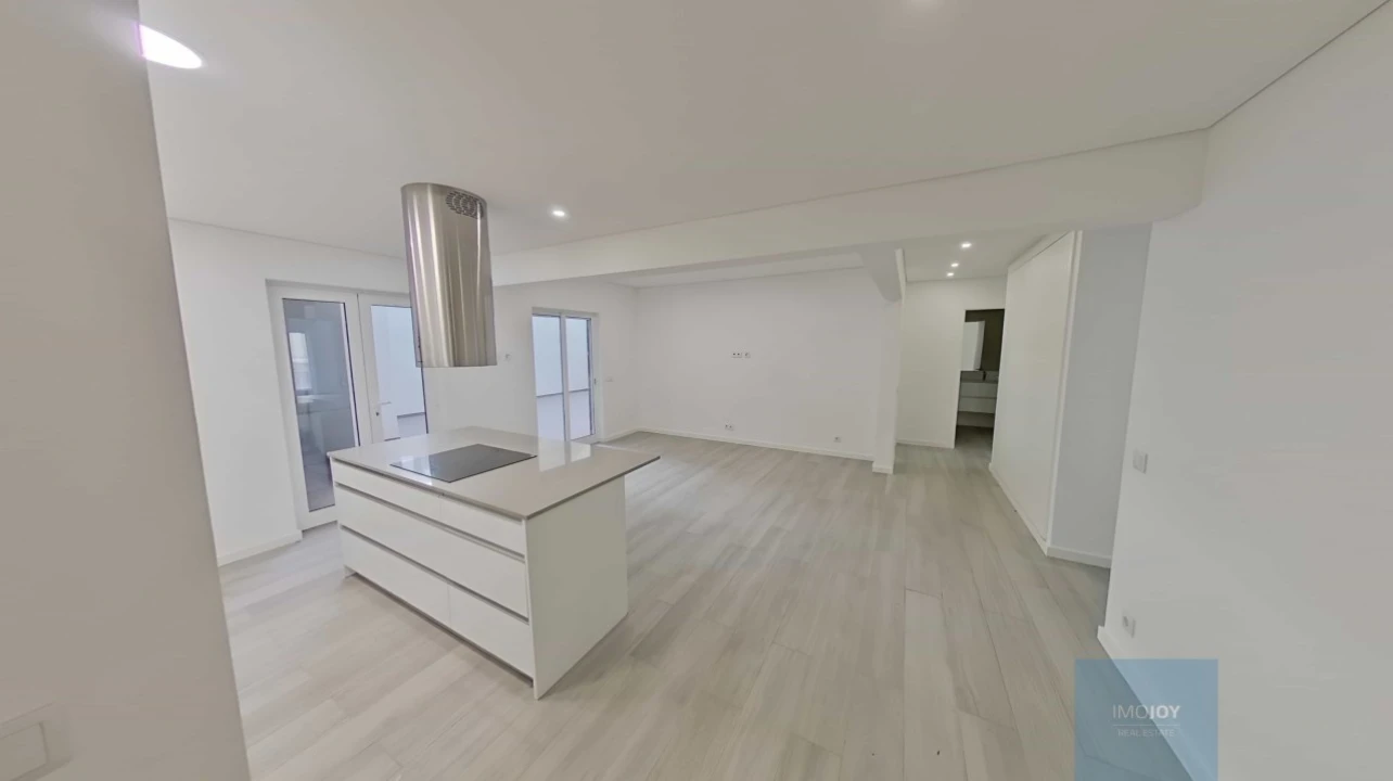 Apartamento T3 para Venda em Portimão Foto 6