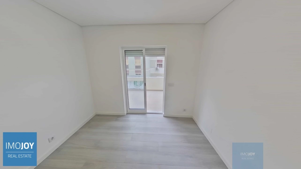 Apartamento T3 para Venda em Portimão Foto 20