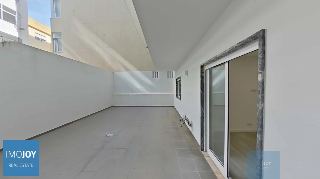 Apartamento T3 para Venda em Portimão Foto 13