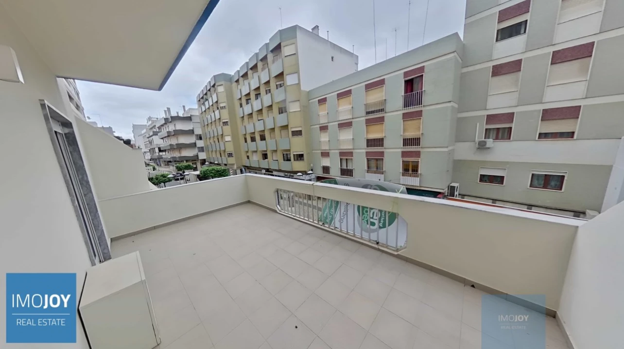 Apartamento T3 para Venda em Portimão Foto 28