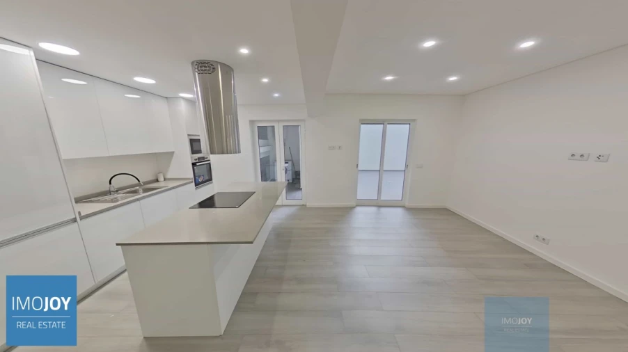 Apartamento T3 para Venda em Portimão Foto 5