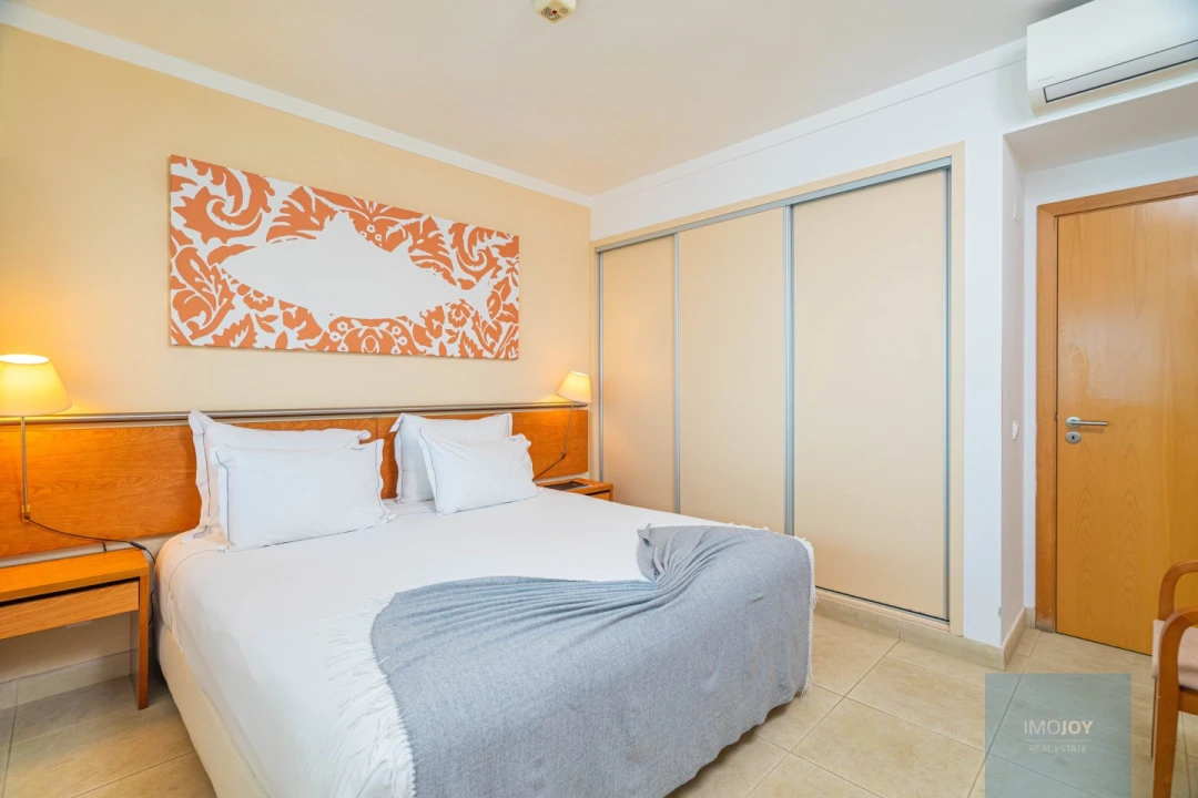 Apartamento T1 para Venda em Portimão Foto 11