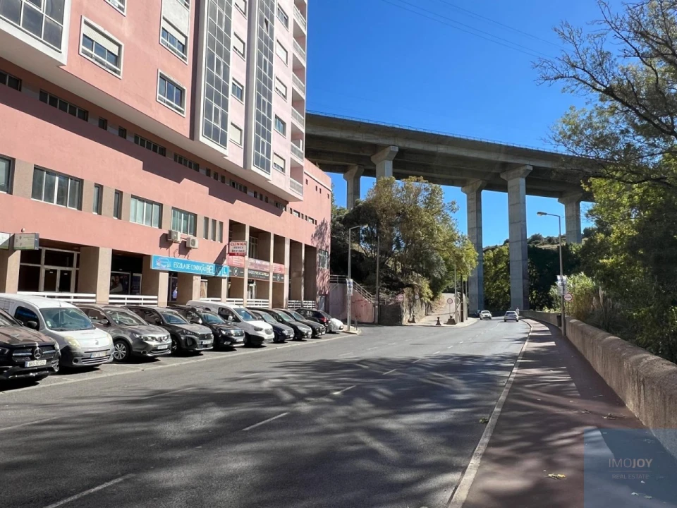 Loja para Venda em Queluz e Belas Foto 14