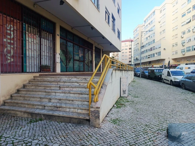 Loja para Venda em Benfica Foto 38