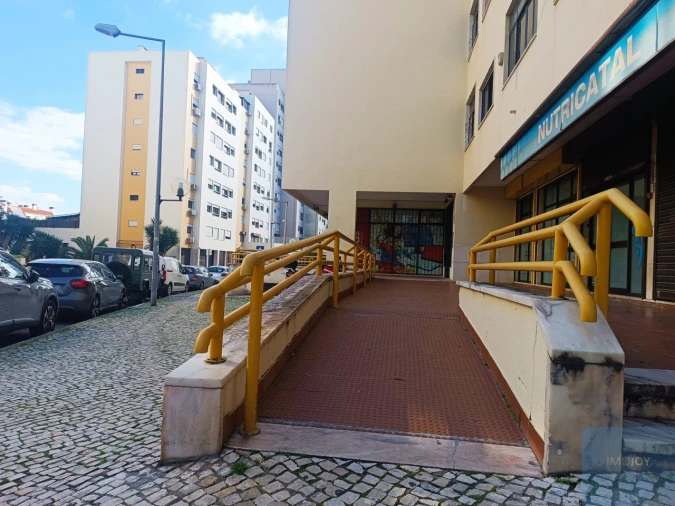 Loja para Venda em Benfica Foto 40