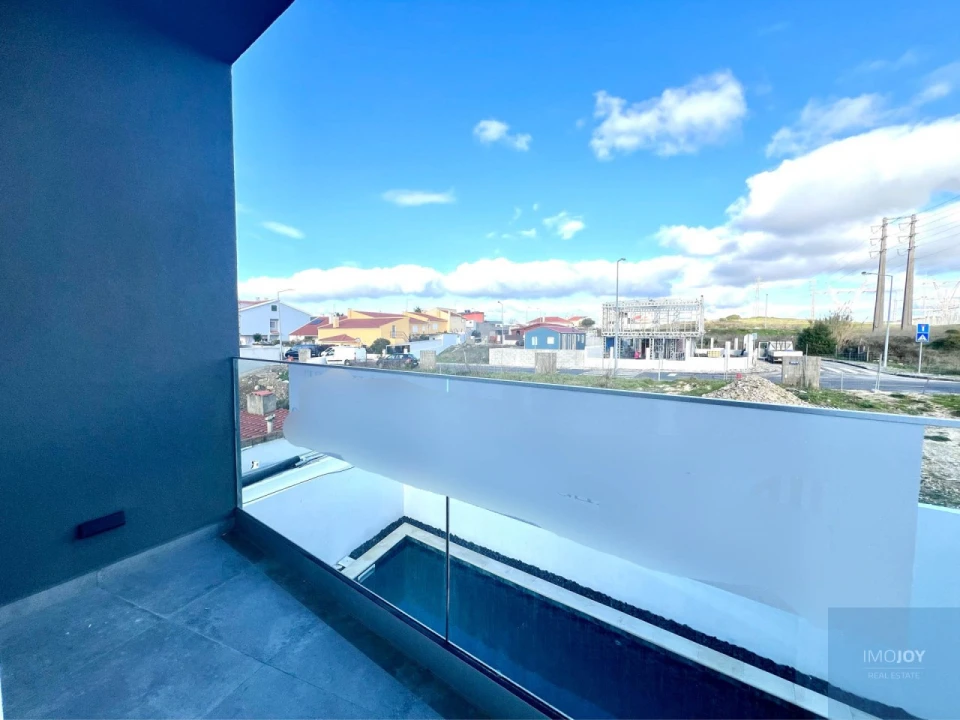 Moradia T3 para Venda em São Domingos de Rana Foto 32