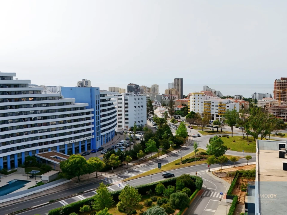 Apartamento T2 para Venda em Portimão Foto 32