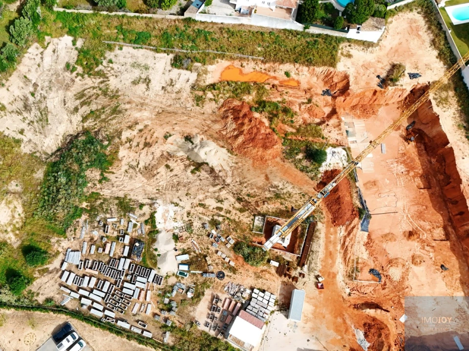 Apartamento T2 para Venda em Portimão Foto 39
