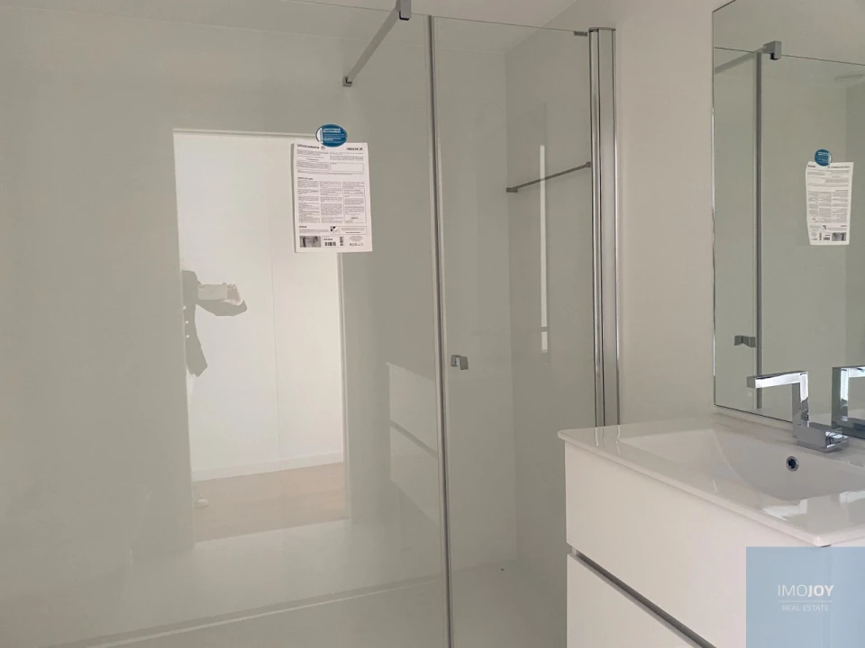 Apartamento T1 para Arrendamento em Aldoar, Foz do Douro e Nevogilde Foto 14