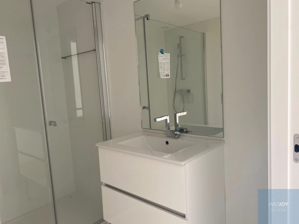 Apartamento T1 para Arrendamento em Aldoar, Foz do Douro e Nevogilde Foto 15