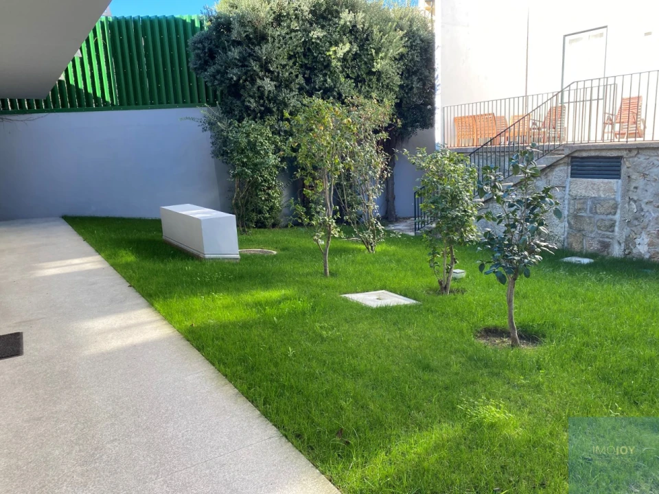 Apartamento T1 para Arrendamento em Aldoar, Foz do Douro e Nevogilde Foto 21