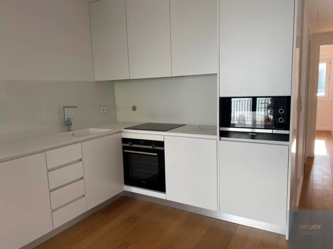 Apartamento T1 para Arrendamento em Aldoar, Foz do Douro e Nevogilde Foto 7