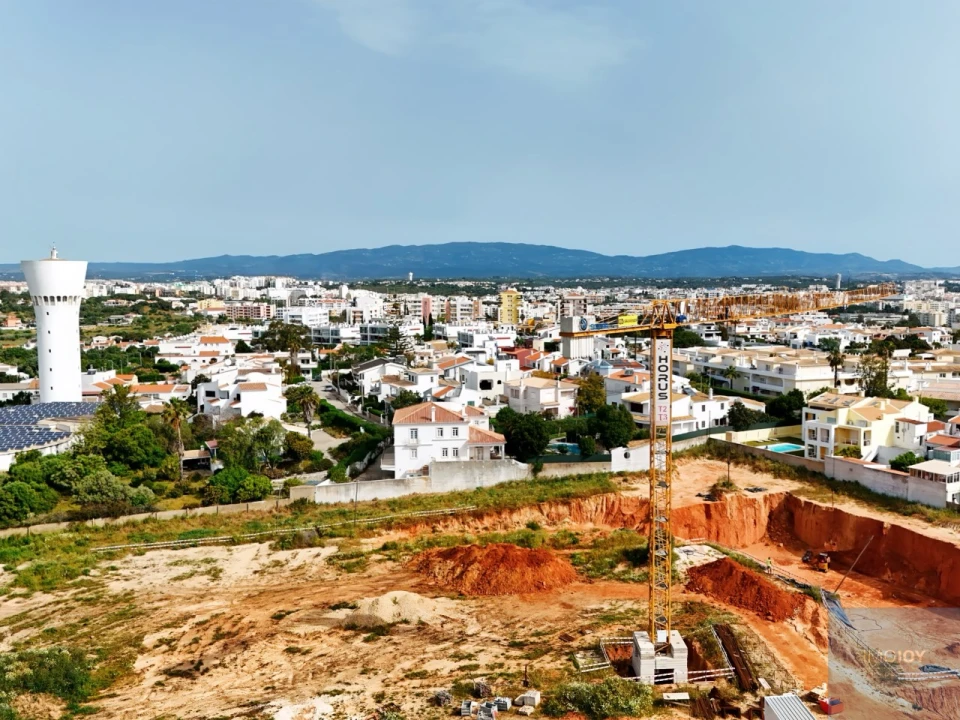 Apartamento T2 para Venda em Portimão Foto 31