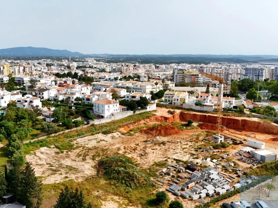 Apartamento T2 para Venda em Portimão Foto 35