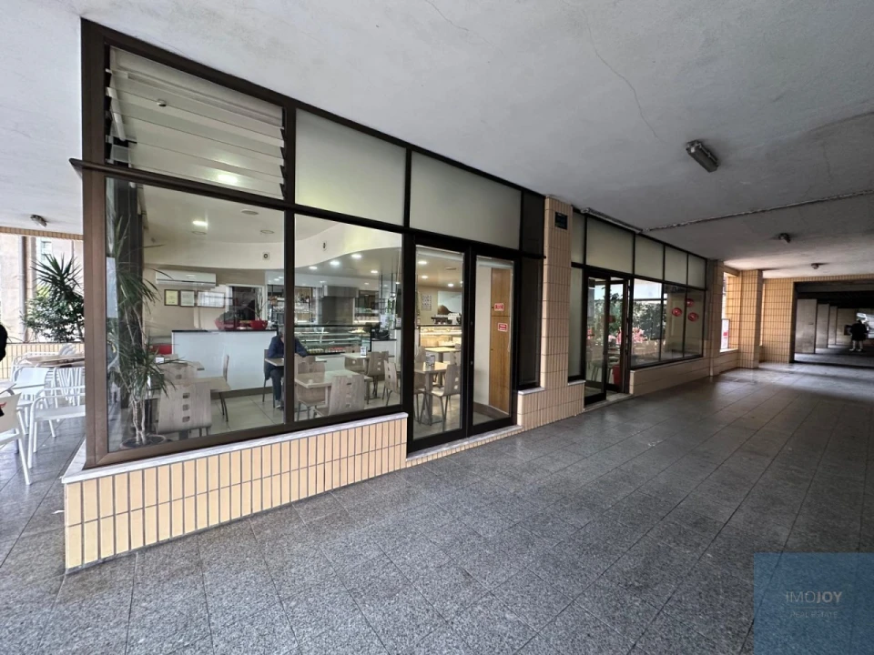 Loja para Arrendamento em Mafamude e Vilar do Paraíso Foto 19