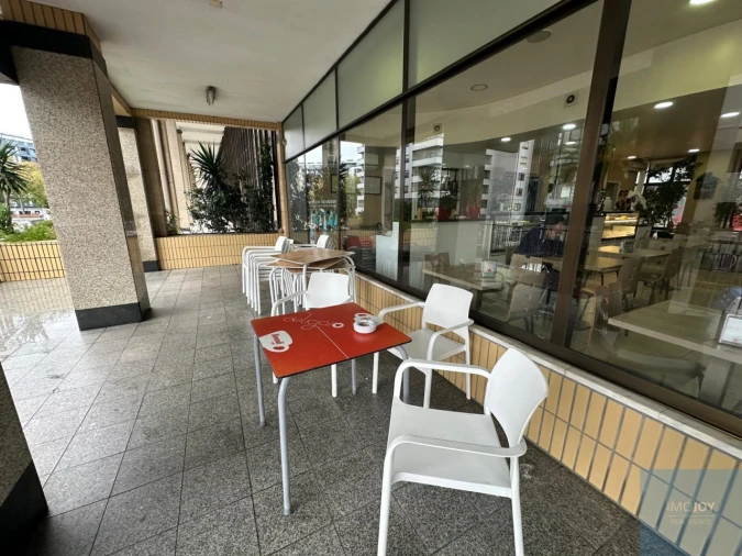 Loja para Arrendamento em Mafamude e Vilar do Paraíso Foto 5