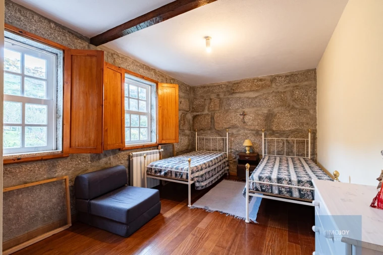 Quinta T3 para Venda em Oliveira do Douro Foto 20