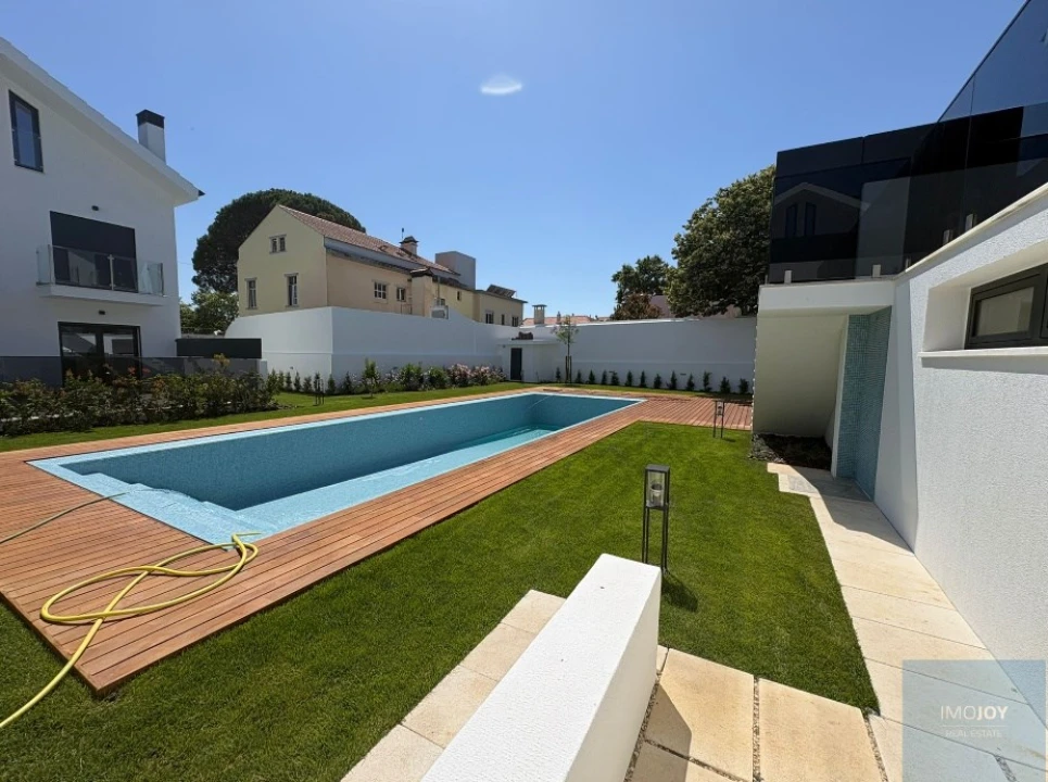 Moradia T4 para Venda em Cascais e Estoril Foto 48
