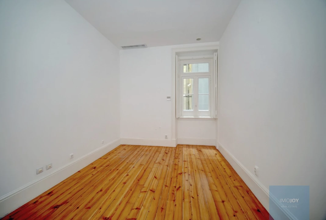 Escritório para Arrendamento em Santo António Foto 11