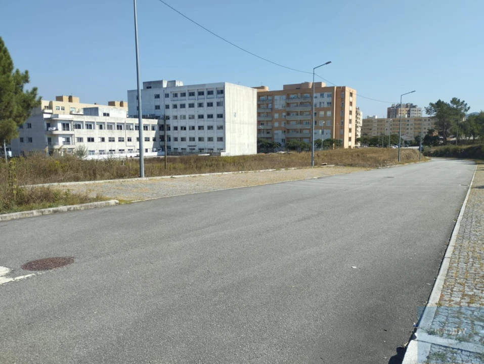 Terreno para Venda em Valongo Foto 14